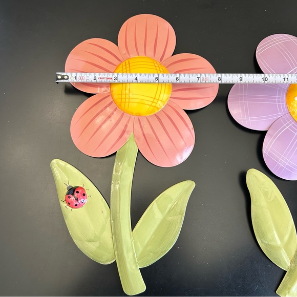 New 2 Home Interiors Kids Metal DaisyFlowers Ladybugs Nursery Room Girls Bedroom - Picture 3 of 7